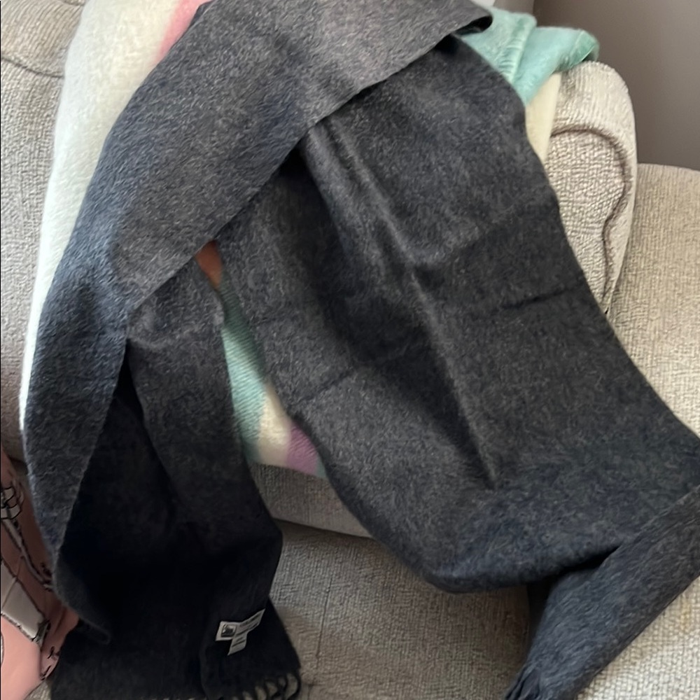 Colombo Italy Dark Gray thick cashmere Scarf